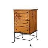 WOOD CHEST ON STAND | Black wrought iron base - l. 16.25 x w. 17 x h. 30.5 in