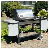 WEBER GENESIS GOLD GRILL | Three burners, directly connected - l. 65 x w. 25 x h. 45 in