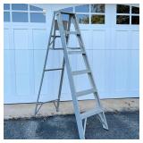 6-FOOT ALUMINUM STEP LADDER | Star brand Commercial Type II - w. 19 x h. 72 in