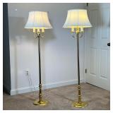 (2PC) PAIR BRASS CANDELABRA FLOOR LAMP | Brass floor lamp with central bulb and 3 candlestick style 