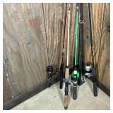 VINTAGE RODS & REELS ZEBCO, SHAKESPEARE & SOUTH BEND | Vintage Lot of Rods & Reels: (1) Zebco Z58 Re