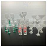 (17PC) VINTAGE MARTINI & WINE GLASSES | Vintage Glassware Group including: (5) Frosted Martini Glass
