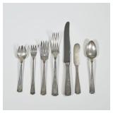 GORHAM ETRUSCAN PATTERN STERLING SILVER FLATWARE | Comprising; 8 dinner forks, 8 dinner knives, 8 de