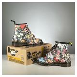 [NWT] DOC MARTENS | Dr. Martens dark floral 8 eyelet boot, leather, US size 9 (UK 7), brand new, unw
