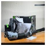 EGO COMMERCIAL BACKPACK BLOWER | LBPX8000 Ego Commercial 800 CFM Dual-port backpack blower. Batterie