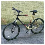 TREK 4500 ALPHA BICYCLE | Having Bontragger and Shimano components, 22in. frame.