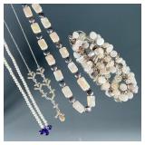 (3PC) COSTUME JEWELRY NECKLACES | Including a necklace with alternating mother of pearl and Baroque,