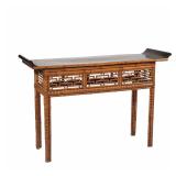 CHINESE TORTOISESHELL BAMBOO ALTAR TABLE | Having lacquered and curved edge top with bent and woven 