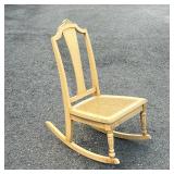 WOODEN ROCKING CHAIR | l. 19 x w. 17 x h. 34-1/2 in