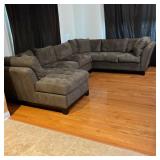 Cindy Crawford Home Sectional Sofa | Three part Cindy Crawford Home sectional sofa. Made by H M Rich