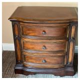 (2pc) Universal Furniture Pair Bedside Chests | Two Bedside Chests with serpentine fronts and three 