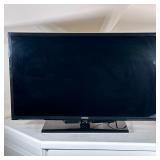 Samsung 39 In. Tv | Flat screen LCD HD TV, 38.25 inch screen size, model no. UN39FH5000F. - l. 35 x 