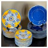 Le Cadeaux Outdoor Dinnerware | Melamine dining set including 12 dark blue plates (dia. 10.75 in.), 