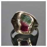 BI-COLOR TOURMALINE & 14K GOLD RING | Designed as a natural amorphous bicolor tourmaline (showing gr