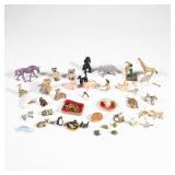 COLLECTION MINIATURE ANIMALS | Dollhouse miniature animal figures, some pieces signed, including dog