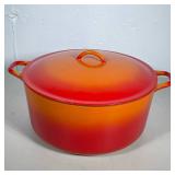 VINTAGE DESCOWARE ENAMEL DUTCH OVEN | Descoware Belgium enamel Dutch oven. - h. 7 x dia. 12 in