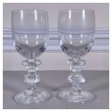 (2pc) MICKEY & MINNIE MOUSE WINE GLASSES | Pair of Mickey & Minnie Mouse wine glasses from Walt Disn