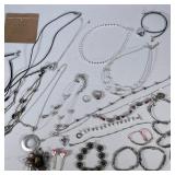 LARGE LOT MIXED METAL COSTUME JEWELRY | Large lot of mixed metal costume jewelry including: necklace