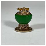 RONSON TABLE LIGHTER | Green and brass "Leona" table lighter. - h. 2-3/4 x l. 2-1/8 in