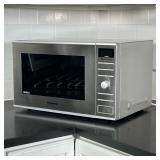 Panasonic Microwave Oven | The Genius Sensor 1200W Panasonic microwave oven model no. NN-SD6815 - h.