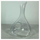 GLASS WINE DECANTER | Glass wine decanter with built-in handle - h. 12 x w. 7 x l. 8 in
