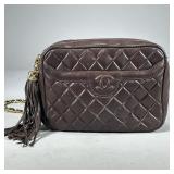 VINTAGE CHANEL-STYLE LEATHER PURSE | Faux Chanel double "C" tufted leather purse with black leather 