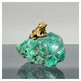 BRONZE & MALACHITE PAPERWEIGHT | Designed as a gilded brass frog upon a rough cut malachite stone fr
