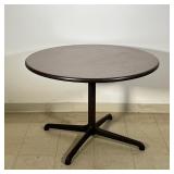 STEELCASE INDUSTRIAL TABLE | Round wood laminate top. - h. 29 x dia. 42 in