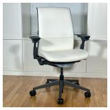 MCM STEELCASE OFFICE CHAIR | White leather/leatherette with lots of adjustability, comfy! - h. 40 x 