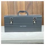 NEW CRAFTSMAN METAL TOOLBOX | New metal craftsman toolbox with bail carrying handle and removable to
