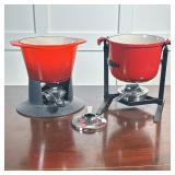 LE CREUSET FONDUE POTS | Including two Le Creuset fondue pots with stands and adjustable burners - h