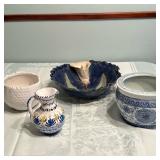 (4pc) Cachepot & Other Ceramics | Assortment of ceramic pieces including a pitcher, a planter, a cac