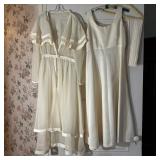 Ivory Gown With Belt | Vintage ivory silk/satin ladies