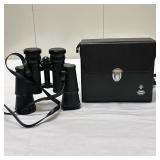 Tasco Binoculars | Tasco binoculars with case.