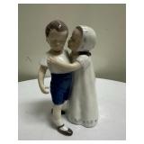 Royal Copenhagen Figurine | Ceramic Royal Copenhagen figurine of two children (Made in Denmark) - h.