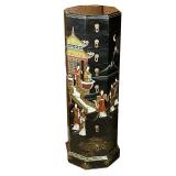 OCTAGONAL ASIAN CHEST OF DRAWERS | Lacquered octagonal chest of drawers with figurative scene and 8 