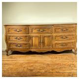 Thomasville French Country Dresser | Vintage (1970s) Thomasville French Country (Louis XV) style dre