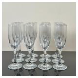 (12pc) Clear Champagne Glasses | Clear crystal champagne glasses in a set of 12.