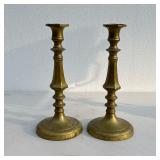 (2pc) Pair Brass Candlesticks | A pair of brass column form candlestick holders. - h. 11 in