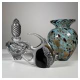 (3pc) Art Glass | Including a blown glass vase in shades of brown and blue, a contemporary Murano ar