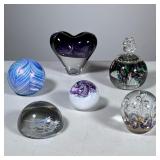 (6pc) GLASS PAPERWEIGHTS | Mixed lot of glass paperweights, including a blue and white feathered iri