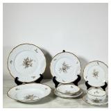(96pc) Rosenthal China Service | Service for twelve, approx. 96+ pieces: Rosenthal china dinnerware 