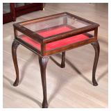 Display Case Table | Small side table with glass top hinged lid, on cabriole legs. - h. 23.75 x w. 2