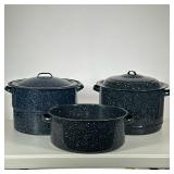 (3pc) Lobster Pots | Blue speckled enameled pots and two lid. - h. 9 x dia. 14.5 in (tallest)
