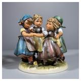 Large Hummel Ring Around The Rosie | h. 6.75 in