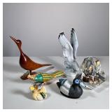 (6pc) DUCK & BIRD FIGURES | Mixed lot of ceramic duck figurines, carved wood bird figures, paperweig