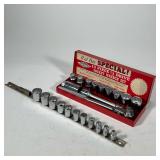 THORSEN USA RED BOX SET PLUS SOCKETS | Including a 13-piece 1/2 drive socket wrench set in an enamel