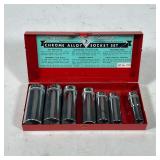 INDESTRO SUPER SOCKET SET | Chrome alloy socket set, in red metal box.
