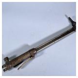 OXYACETYLENE TORCH | KGM Equipment Company oxygen/acetylene cutting torch no. H212530. - w. 4 x l. 2