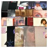 FEMALE PERFORMERS VINYL RECORDS | Female performer vinyl record albums including: Dolly Parton Colle